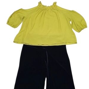 Cato Green Puff Sleeve Flower Neck Blouse Open Shoulder Flowy Lightweight Boho